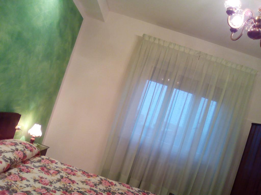 Terrazza Sul Mare Bed & Breakfast Fano Phòng bức ảnh