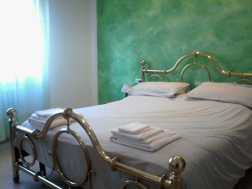 Terrazza Sul Mare Bed & Breakfast Fano Ngoại thất bức ảnh